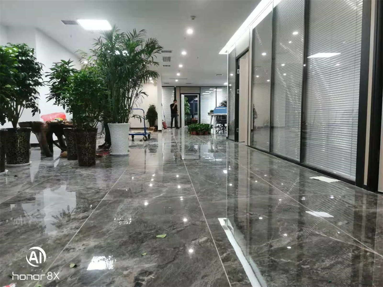 休闲区.jpg